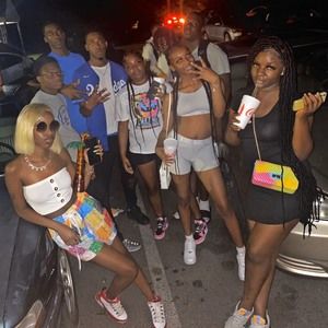 Meet your Posher, Grazy